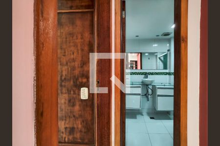 Corredor de apartamento para alugar com 1 quarto, 53m² em Andaraí, Rio de Janeiro