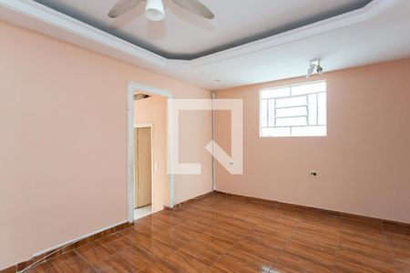 Sala de casa para alugar com 2 quartos, 70m² em Vila Carmosina, São Paulo