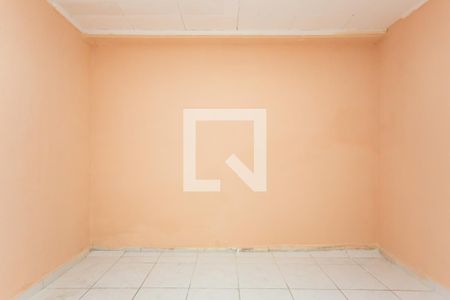 Quarto 1  de casa para alugar com 2 quartos, 70m² em Vila Carmosina, São Paulo