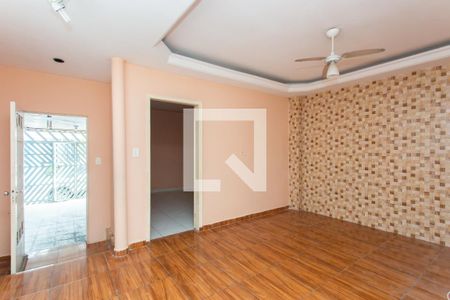 Sala de casa para alugar com 2 quartos, 70m² em Vila Carmosina, São Paulo