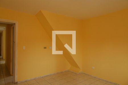 Sala de casa para alugar com 2 quartos, 70m² em Vila Carmosina, São Paulo