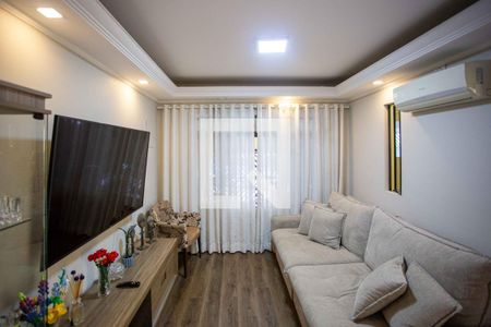 Sala de casa à venda com 4 quartos, 226m² em Taboão, Diadema