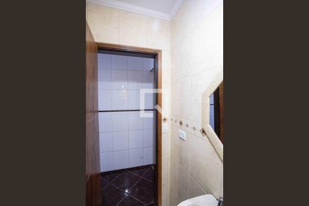 Lavabo de casa à venda com 4 quartos, 226m² em Taboão, Diadema