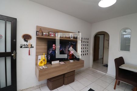 Sala 2 de casa à venda com 6 quartos, 180m² em Jardim Guanabara, Rio de Janeiro