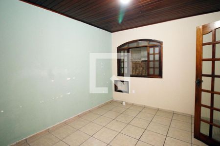 Quarto 2 de casa para alugar com 2 quartos, 70m² em Penha, Rio de Janeiro
