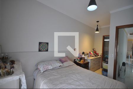 Suíte 1 de casa à venda com 4 quartos, 180m² em Jardim Leonor Mendes de Barros, São Paulo