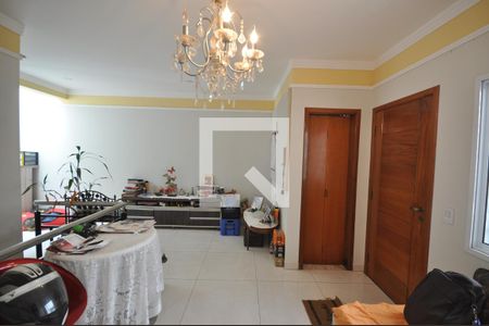Sala de casa à venda com 4 quartos, 180m² em Jardim Leonor Mendes de Barros, São Paulo