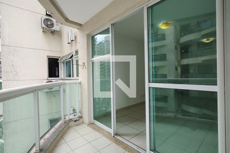 Varanda de apartamento para alugar com 2 quartos, 65m² em Barra Olímpica, Rio de Janeiro