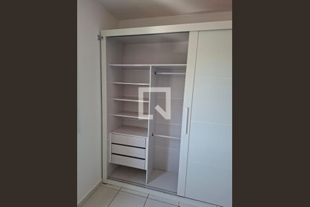 Quarto de apartamento à venda com 3 quartos, 70m² em Jardim das Samambaias, Jundiaí