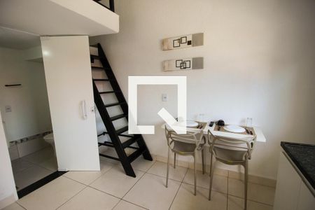 Sala/Cozinha de kitnet/studio para alugar com 1 quarto, 35m² em Jardim do Sol , São Paulo