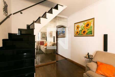 Sala de casa à venda com 4 quartos, 250m² em Vila Nova Savoia, São Paulo