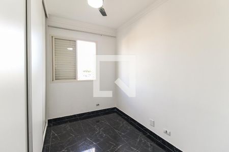 Quarto 2 de apartamento para alugar com 2 quartos, 55m² em Itaquera, São Paulo