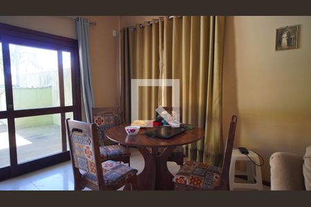 Sala de jantar  de casa de condomínio à venda com 3 quartos, 174m² em Hípica, Porto Alegre