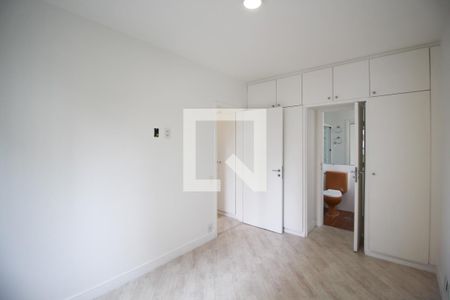 Suíte  de apartamento para alugar com 2 quartos, 65m² em Vila Uberabinha, São Paulo