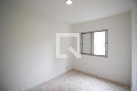 Suíte  de apartamento para alugar com 2 quartos, 65m² em Vila Uberabinha, São Paulo