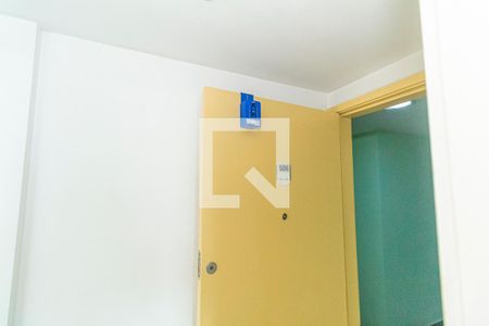 Sala de apartamento para alugar com 2 quartos, 110m² em Jardim Sulacap, Rio de Janeiro