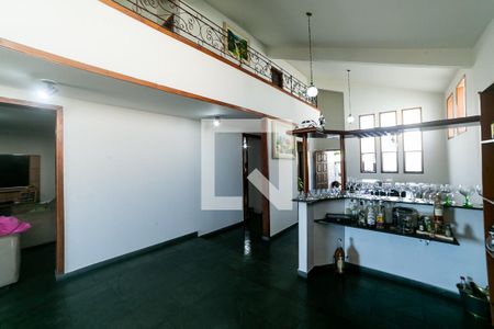 Sala de casa à venda com 4 quartos, 195m² em Palmares, Belo Horizonte