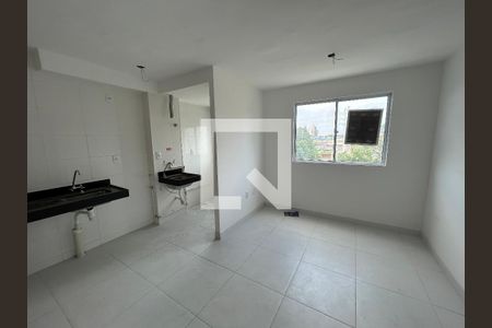 Sala de apartamento à venda com 2 quartos, 50m² em Del Castilho, Rio de Janeiro