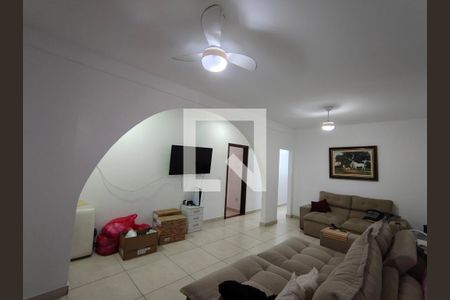 Sala de casa à venda com 5 quartos, 631m² em Taquara, Rio de Janeiro