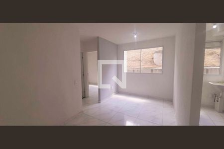 Apartamento para alugar com 2 quartos, 40m² em Jardim do Lago, Osasco