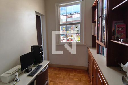 Casa à venda com 4 quartos, 465m² em Bonfim, Belo Horizonte