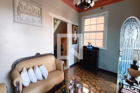 Casa à venda com 4 quartos, 465m² em Bonfim, Belo Horizonte