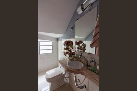 Lavabo de casa à venda com 3 quartos, 148m² em Santo Antônio, Osasco
