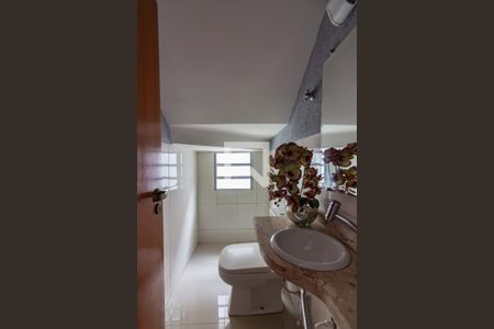 Lavabo de casa à venda com 3 quartos, 148m² em Santo Antônio, Osasco