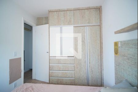 Suíte de apartamento à venda com 3 quartos, 67m² em Passo D’areia, Porto Alegre