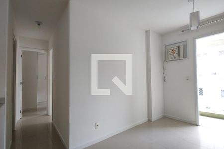 Sala de apartamento para alugar com 2 quartos, 58m² em Pechincha, Rio de Janeiro