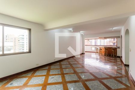 Sala de apartamento à venda com 3 quartos, 242m² em Indianópolis, São Paulo