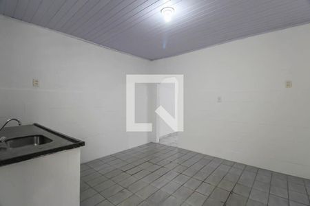 Sala/Cozinha de casa para alugar com 1 quarto, 33m² em Vila California, São Paulo