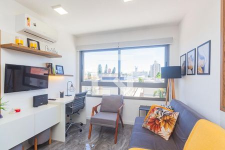 Sala de apartamento para alugar com 1 quarto, 42m² em Passo d’Areia, Porto Alegre