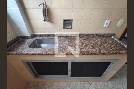 Cozinha e Área de Serviço de apartamento à venda com 2 quartos, 58m² em Tanque, Rio de Janeiro