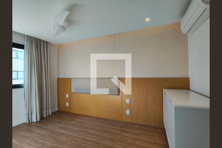 Suíte de apartamento para alugar com 3 quartos, 81m² em Tijuca, Rio de Janeiro
