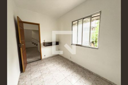 Quarto 1 de casa para alugar com 2 quartos, 55m² em Brás de Pina, Rio de Janeiro