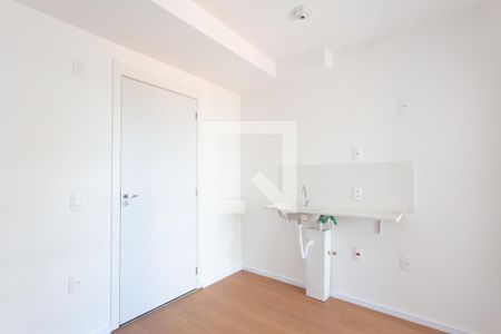 Sala / Cozinha  de apartamento à venda com 2 quartos, 28m² em Itaquera, São Paulo