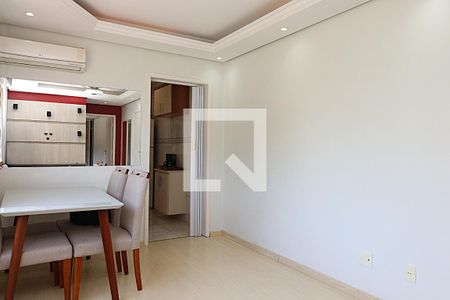 Sala de apartamento para alugar com 1 quarto, 42m² em Vila Ipiranga, Porto Alegre