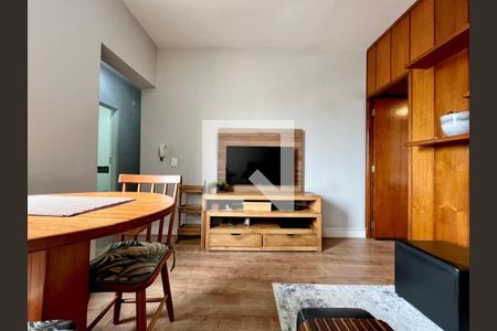 Sala de apartamento à venda com 1 quarto, 47m² em Centro, Campinas