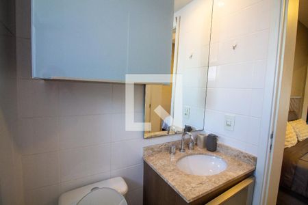 Banheiro da Suíte de apartamento à venda com 1 quarto, 48m² em Jardim Aeroporto, São Paulo