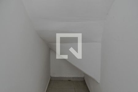 Lavabo de casa de condomínio para alugar com 2 quartos, 55m² em Jardim Sao Pedro, Mogi das Cruzes