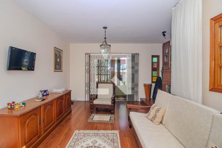 Sala Íntima de casa à venda com 4 quartos, 330m² em Vila Ipiranga, Porto Alegre