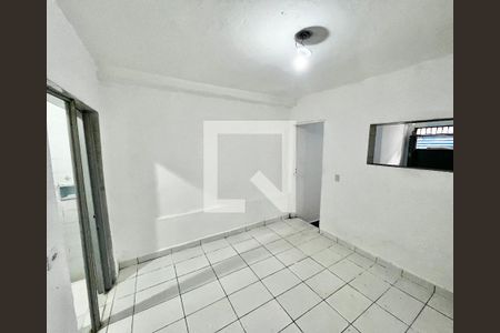 Sala/Quarto/Cozinha de casa para alugar com 1 quarto, 60m² em Jardim Paraíso, São Paulo
