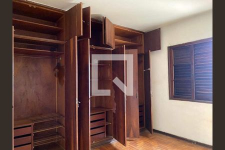 Casa à venda com 4 quartos, 118m² em Campo Belo, São Paulo
