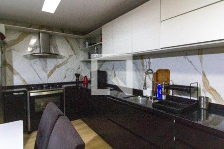 Cozinha e area gourmet de casa à venda com 3 quartos, 110m² em Jardim Almeida Prado, Guarulhos