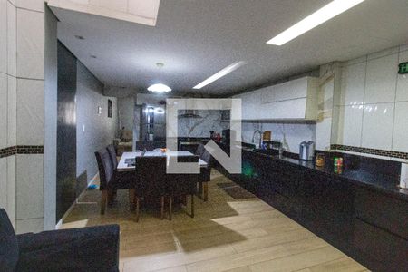 Cozinha e area gourmet de casa à venda com 3 quartos, 110m² em Jardim Almeida Prado, Guarulhos