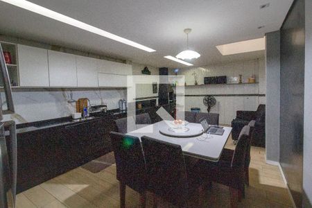 Cozinha e area gourmet de casa à venda com 3 quartos, 110m² em Jardim Almeida Prado, Guarulhos