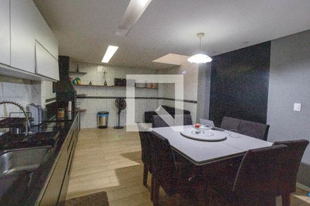 Cozinha e area gourmet de casa à venda com 3 quartos, 110m² em Jardim Almeida Prado, Guarulhos