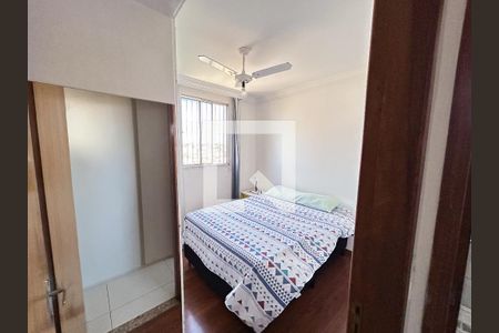 Quarto 1 de apartamento para alugar com 2 quartos, 50m² em Floramar, Belo Horizonte