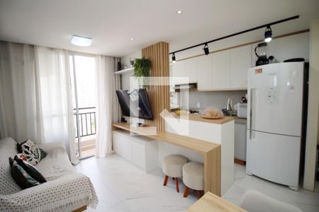 Sala de apartamento para alugar com 2 quartos, 50m² em Irajá, Rio de Janeiro